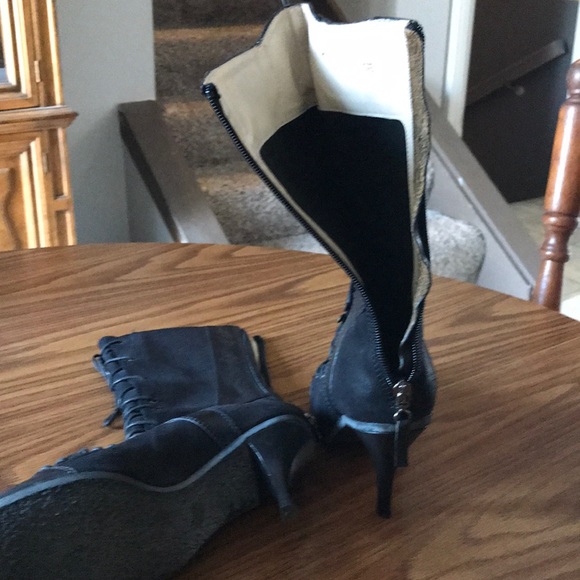 DKNY ladies black dress boots - Picture 2 of 3